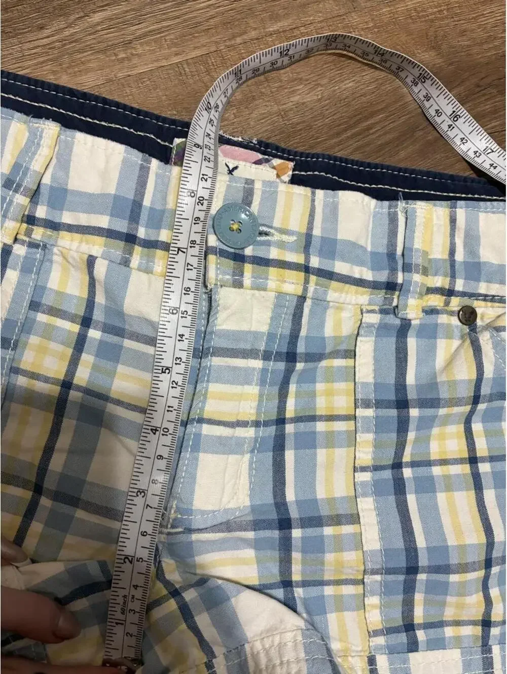 Y2K American Eagle Live Your Life Plaid Low Rise Shortie Shorts Size 12 Preppy